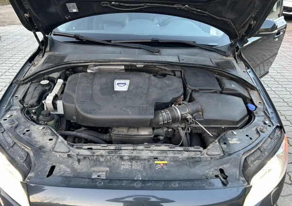 Volvo V70 cena 29999 przebieg: 195000, rok produkcji 2011 z Środa Wielkopolska małe 667